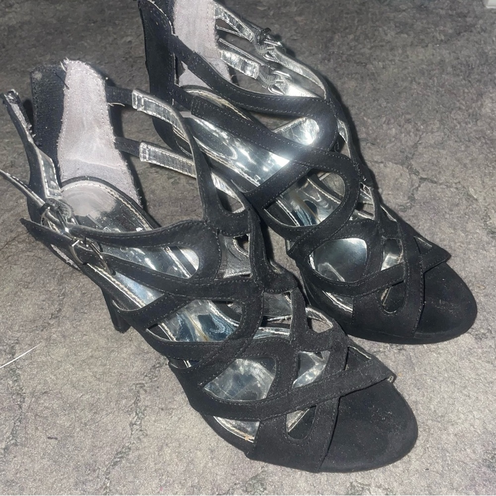 Strappy Heels — Report